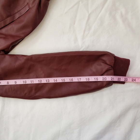 Ambiance. Size small.  Burgundy - Picture 12 of 12